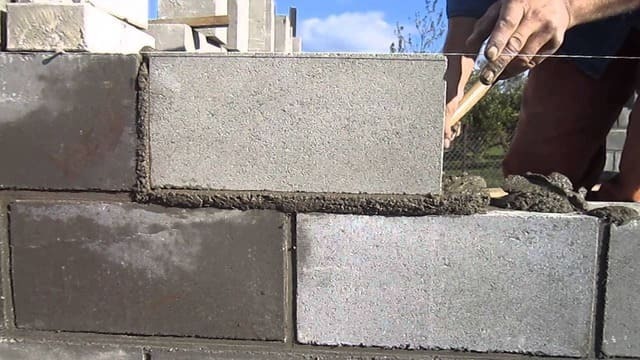 Фото кладки блоков цементным раствором М75